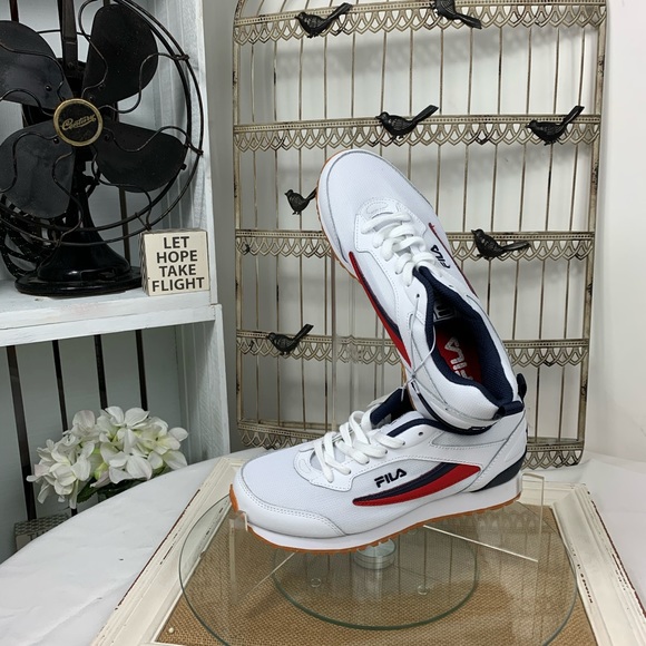 fila realm runner